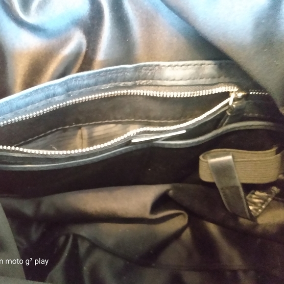 Giorgio Armani Soft Leather Purse - Picture 3 of 10